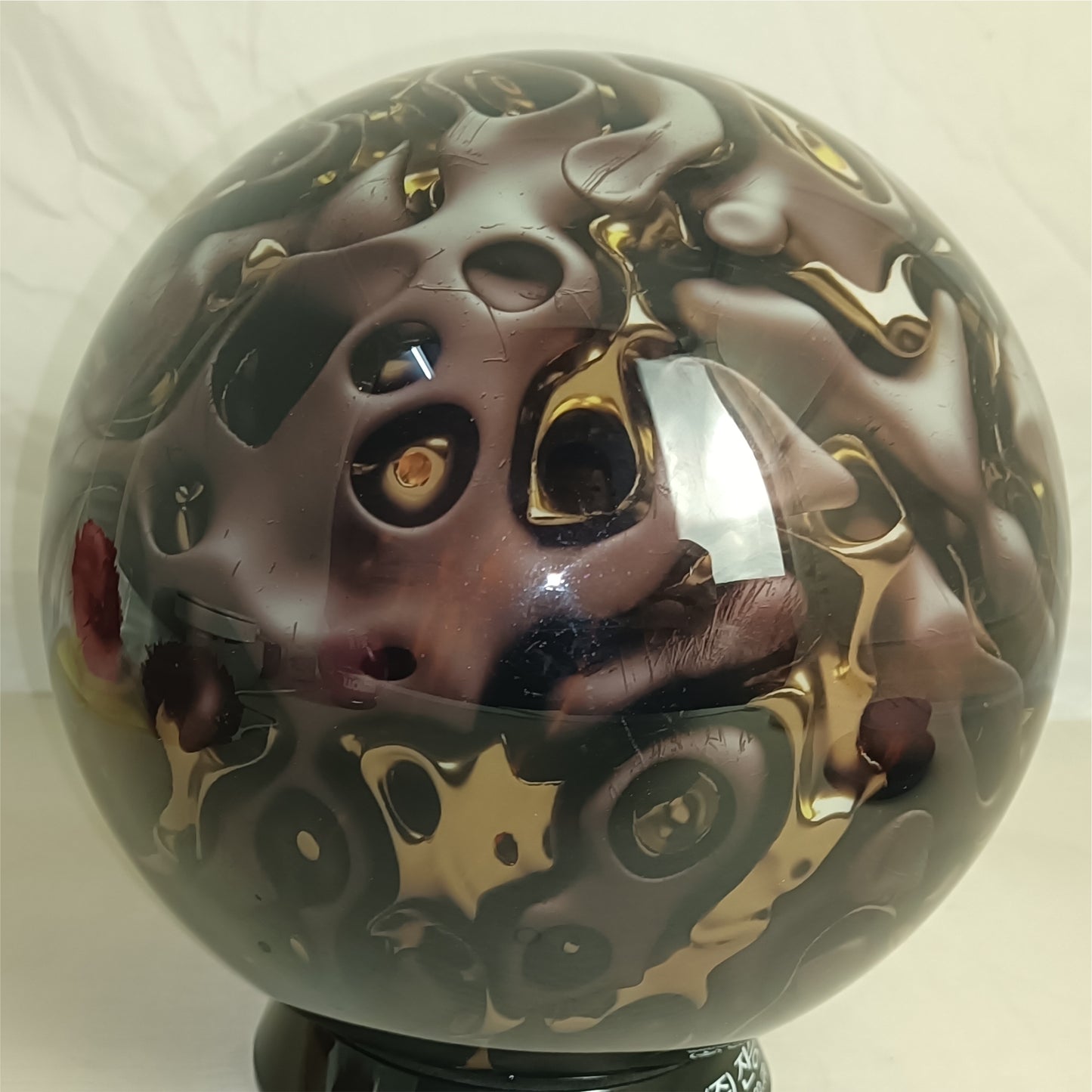 Design-It-Yourself Bowling Ball